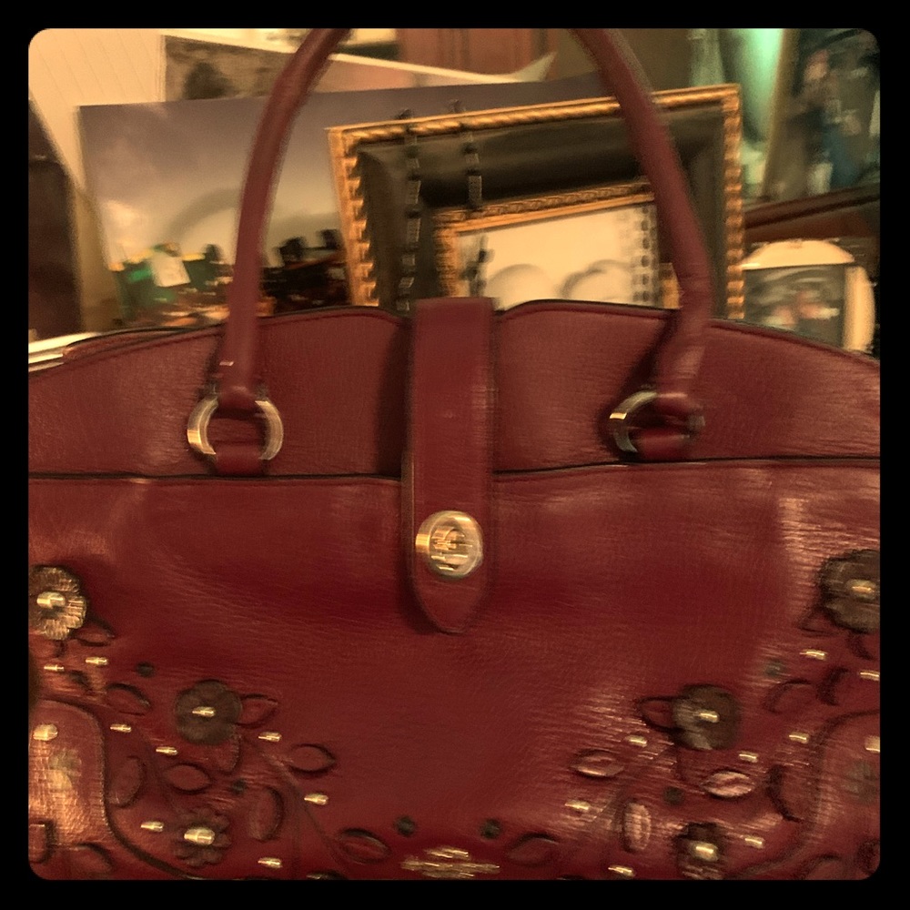 Authentic Coach Willow Embroidered .